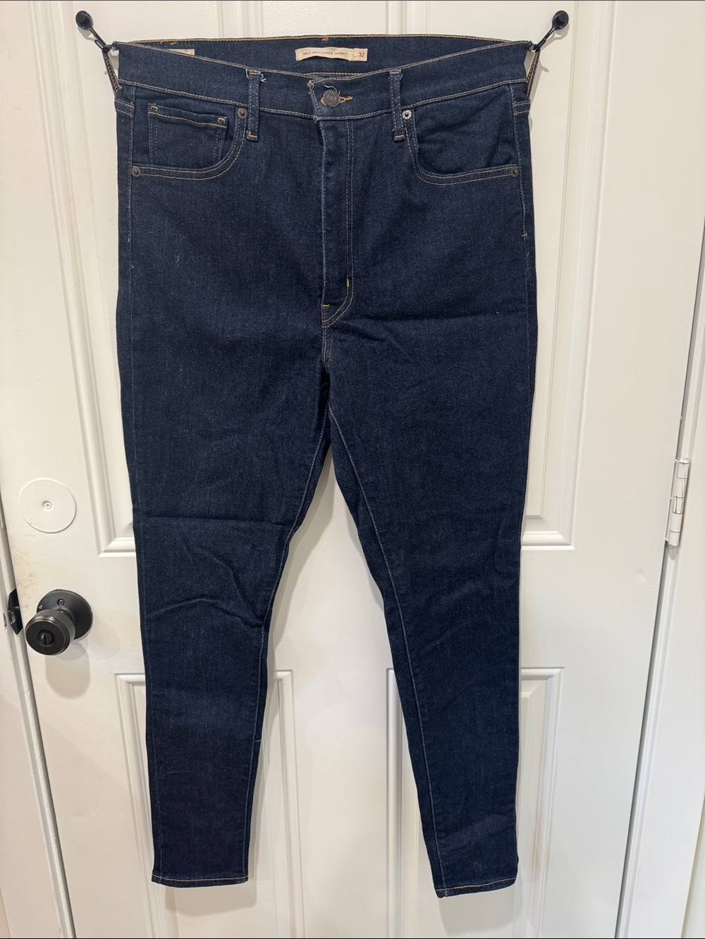 Levi's Women's Skinny Jeans in Dark Indigo